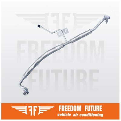 64536910802 ท่อดูดของเครื่องปรับอากาศ เหมาะสำหรับ BMW E60 5 series 2004-2005