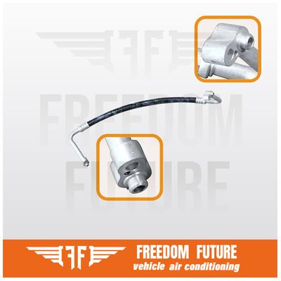 ท่อดูดเครื่องปรับอากาศ Volkswagen 1J0820721CA เหมาะสำหรับปี 2544-2555 Golf 1.9L